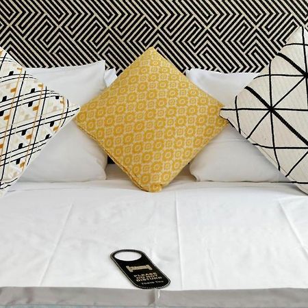 Della Croce Rooms โรม ภายนอก รูปภาพ