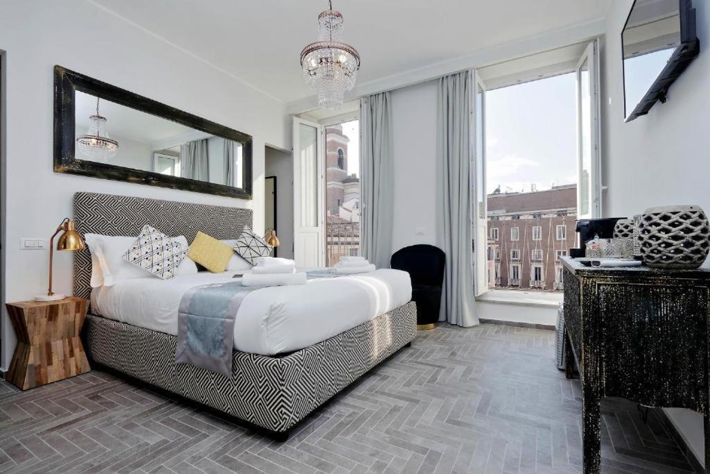 Della Croce Rooms โรม ภายนอก รูปภาพ
