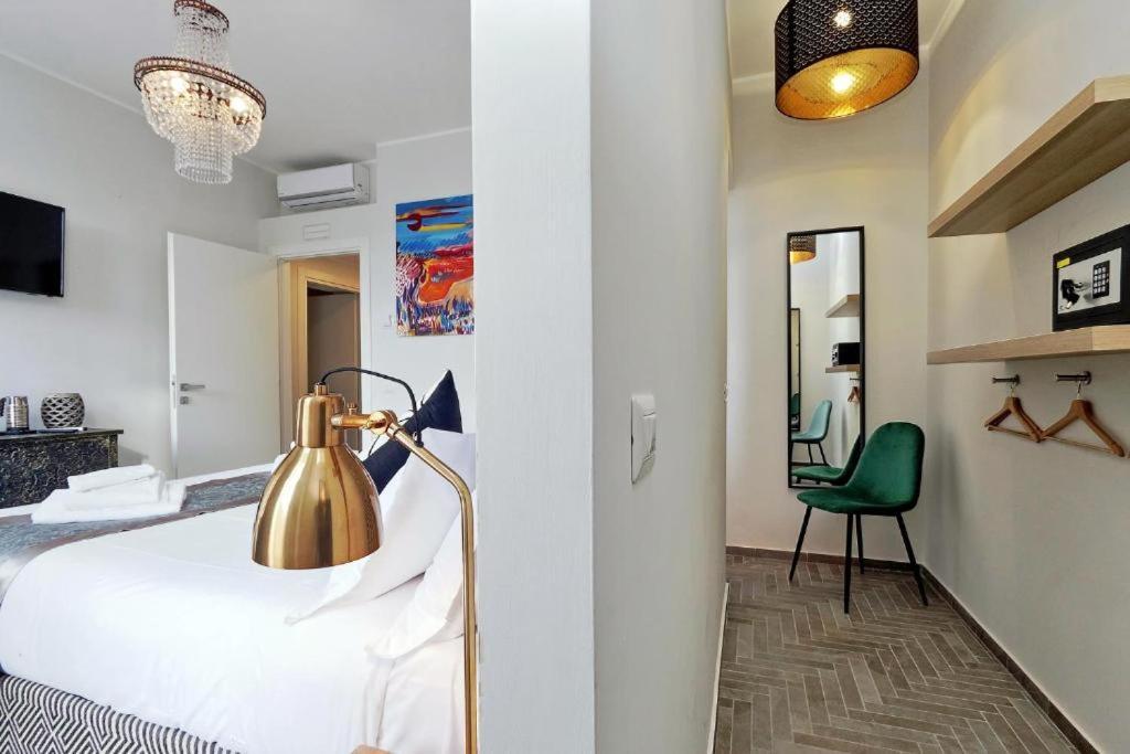 Della Croce Rooms โรม ภายนอก รูปภาพ