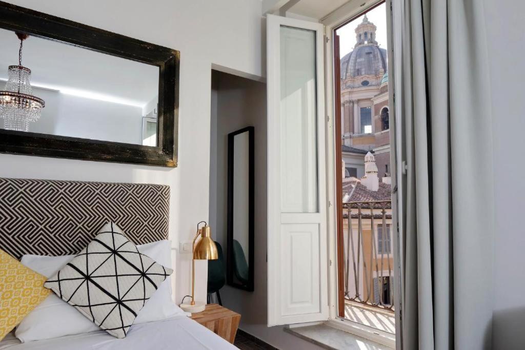 Della Croce Rooms โรม ภายนอก รูปภาพ