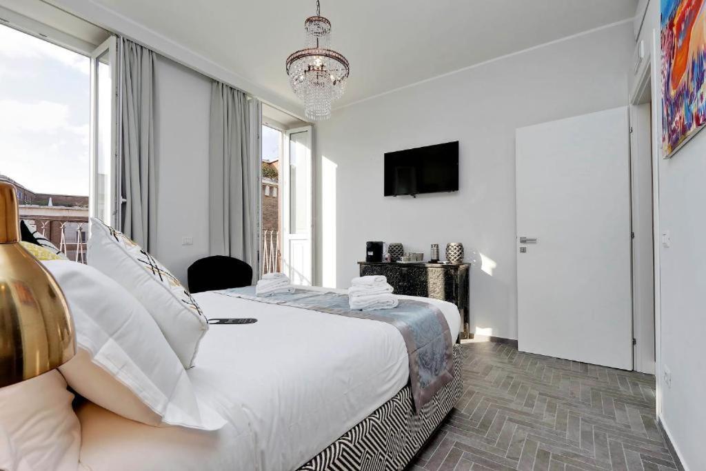 Della Croce Rooms โรม ภายนอก รูปภาพ